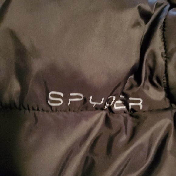 Mens Spyder Puffer Jacket with hood. Size Small.  Black.   In good condition. - Picture 6 of 7